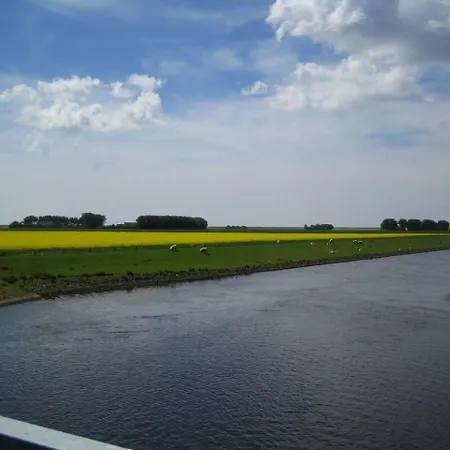 Haus-halligblick-ferienwohnungen-am-meer * Dagebüll