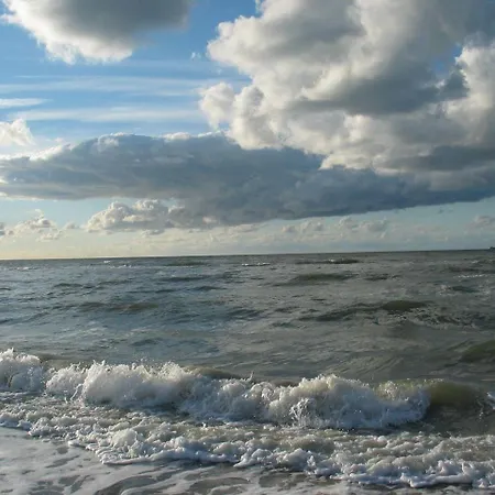 Haus-halligblick-ferienwohnungen-am-meer דירה *