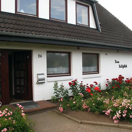 Haus-halligblick-ferienwohnungen-am-meer Apartment