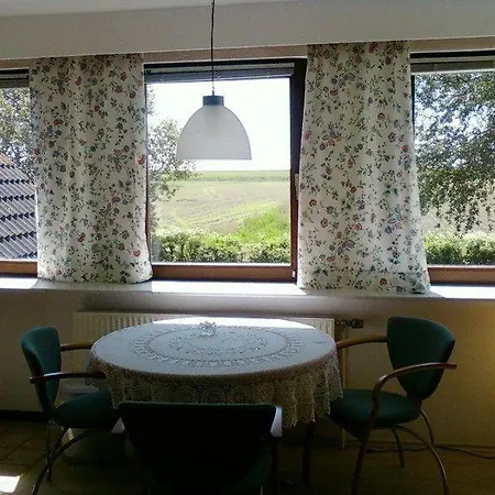 Haus-halligblick-ferienwohnungen-am-meer * Dagebüll